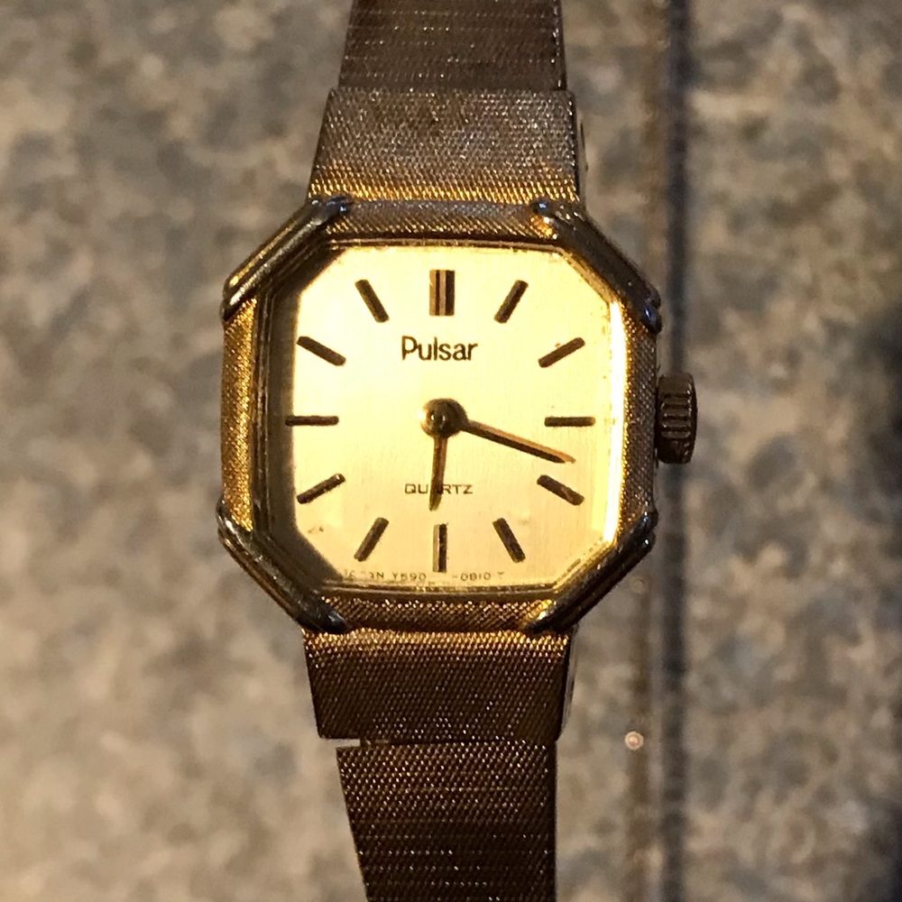 Pulsar Quartz Watch - Working Condition - Picture 2 of 7